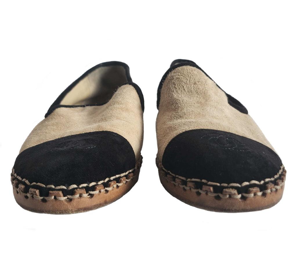 CHANEL SUEDE BLACK/BEIGE CAPTOE CC ESPADRILLES (39C) – ReFrock