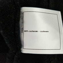 CHANEL BLACK/WHITE 22S RUNWAY CASHMERE 2 IN 1 GOLD CC BUTTON CARDIGAN (38)