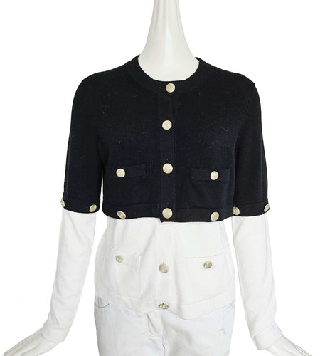 CHANEL BLACK/WHITE 22S RUNWAY CASHMERE 2 IN 1 GOLD CC BUTTON CARDIGAN (38)