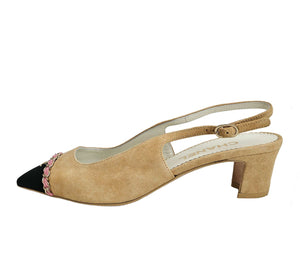 CHANEL BEIGE/PINK CHAINED POINTED CC CAPTOE SLINGBACK SUEDE PUMPS (39.5C)