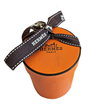 HERMES ORANGE CHACUN FAIT SON NID SILK TWILLY SCARF