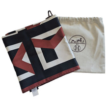 HERMES LETTRES AU CARRE 90 SILK SCARF