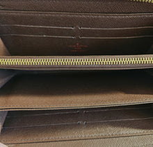 LOUIS VUITTON DAMIER EBENE ZIPPY WALLET