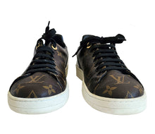 LOUIS VUITTON BROWN MONOGRAM FRONTROW SNEAKERS (38.5)