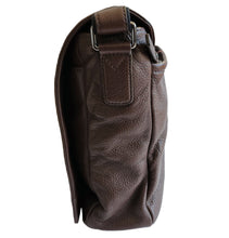 MARC BY MARC JACOBS BROWN LEATHER MESSENGER BAG