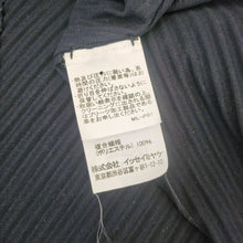 ME ISSEY MIYAKE NAVY PLEATED A-LINE LONG SHIRT JACKET