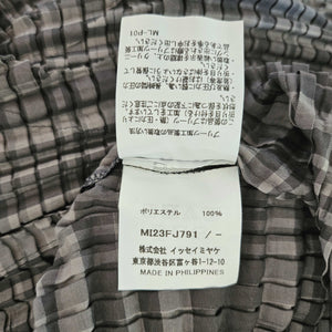 ISSEY MIYAKE ME GREY PLAID PLEATED TOP (ONE SIZE)