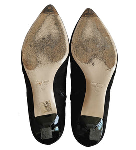 MIU MIU BLACK SUEDE LACEUP ANKLE BOOTS (39)