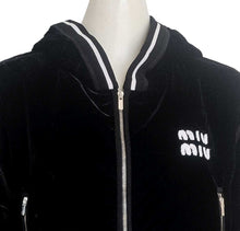 MIU MIU BLACK VELVET CROPPED LOGO HOODED JACKET (40)