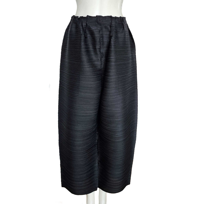 PLEATS PLEASE BLACK THICKER BOUNCE HORIZONTAL PLEATED PANTS (5