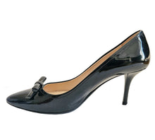 PRADA BLACK PATENT LEATHER BOW PUMPS (37)