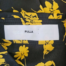 TOGA PULLA BLACK/YELLOW FLOWER PRINT PUFF SLEEVES BLOUSE (36)