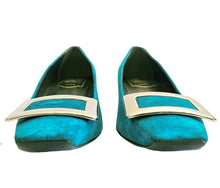 ROGER VIVIER TURQUOSE SUEDE BELLE VIVIER BUCKLE PUMPS (37.5)