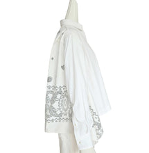 SACAI WHITE LASER CUT EYELET HANKERCHIEF HEM SHIRT (2)