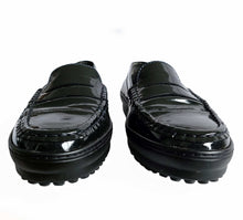 TOD’S BLACK PATENT LEATHER LOAERS (37)