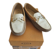 TOD’S COLORBLOCK SUEDE/PATENT LEATHER GOMMINO PENNY LOAFERS (37)