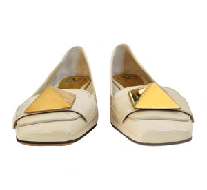 VALENTINO GARAVANI BEIGE ONE STUD PATENT LEATHER FLATS (38)