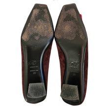 ROGER VIVIER BURGUNDY BELLE COLORBLOCK SUEDE PUMPS (39)