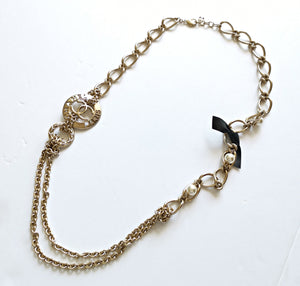 CHANEL LIGHT GOLD TONE CHAIN A18 NECKLACE