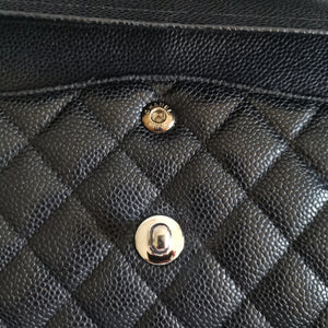 CHANEL BLACK CAVIAR MEDIUM CLASSIC DOUBLE FLAP BAG