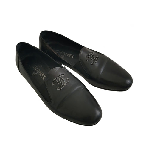 CHANEL BLACK LEATHER MOCASSINS LOAFERS (38.5)