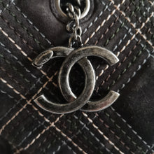 CHANEL GRAY SUEDE QUILTED SHOULDER BAG