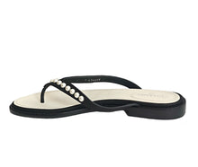 CHANEL BLACK LEATHER FAUX PEARL THONG SANDALS (39.5C)