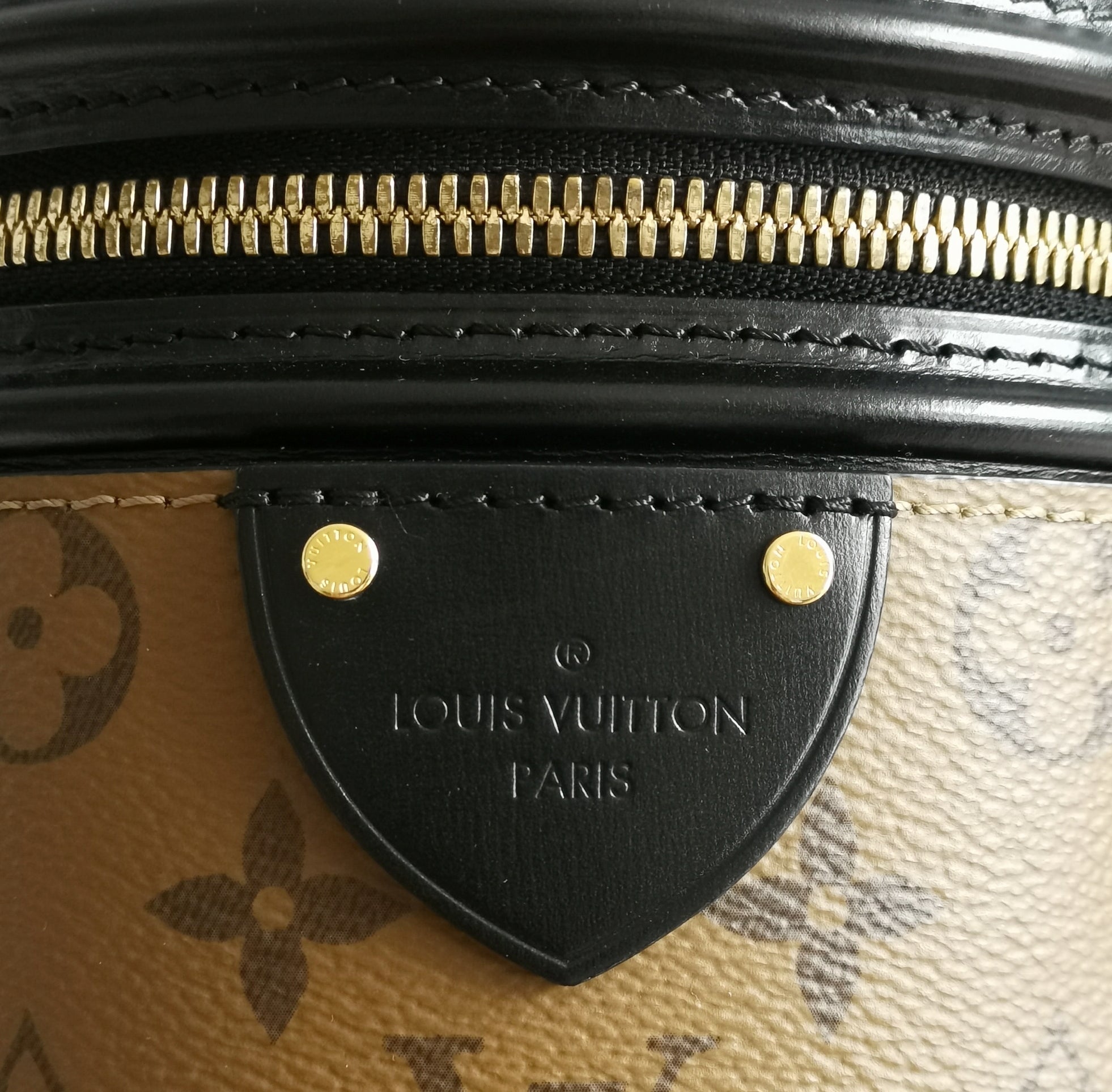 Louis Vuitton Bandouliere XL Reverse Cognac Leather ref.245047
