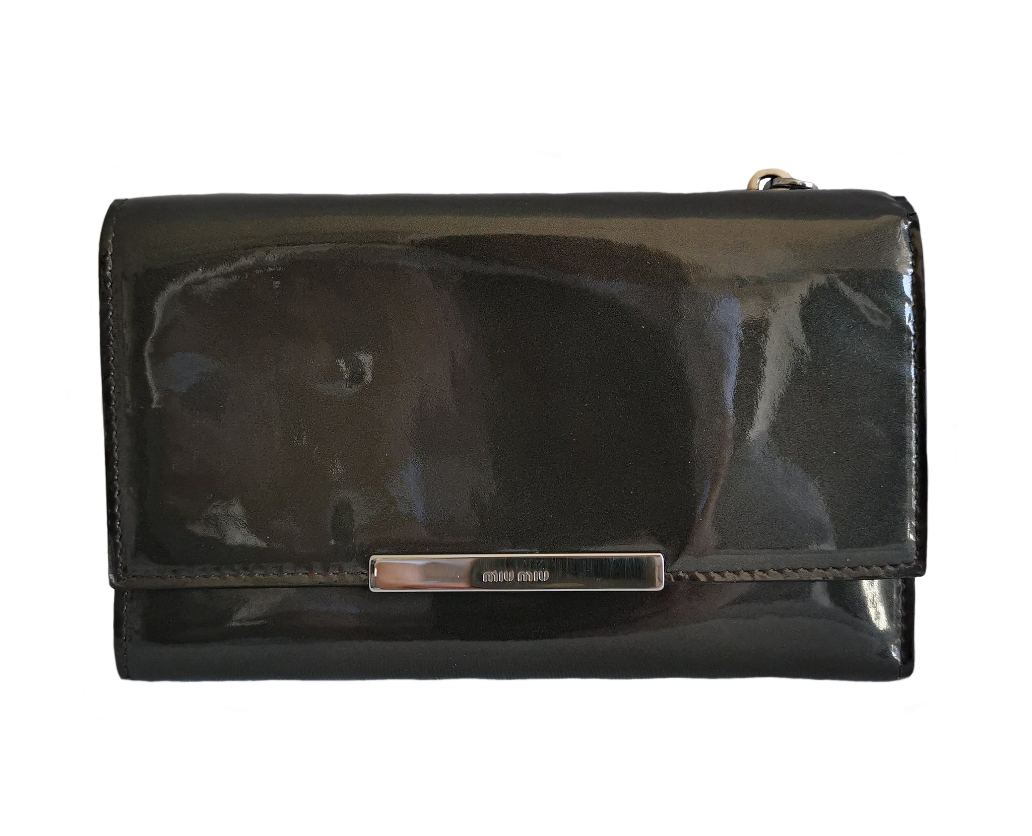 MIU MIU METALLIC TWO-FOLD PATENT LEATHER WALLET – ReFrock